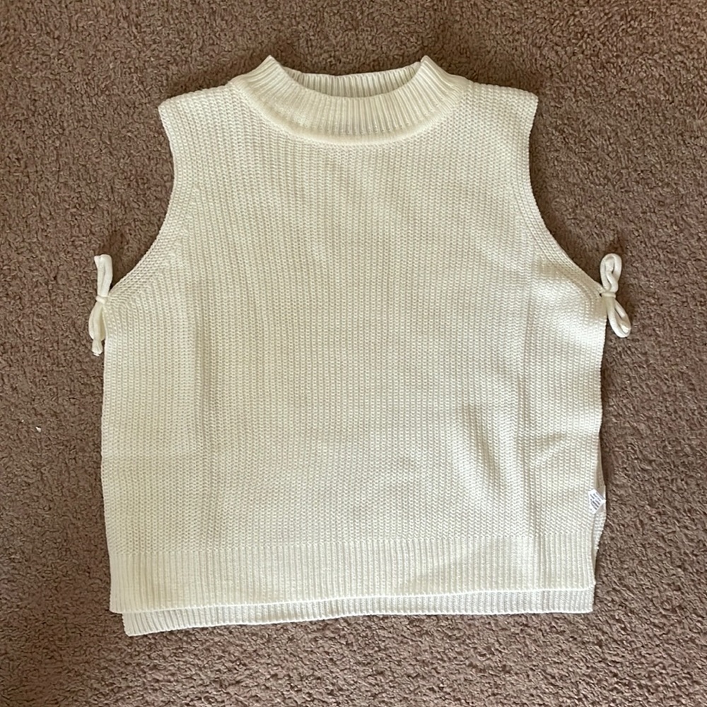 High Neck tank top with open sides